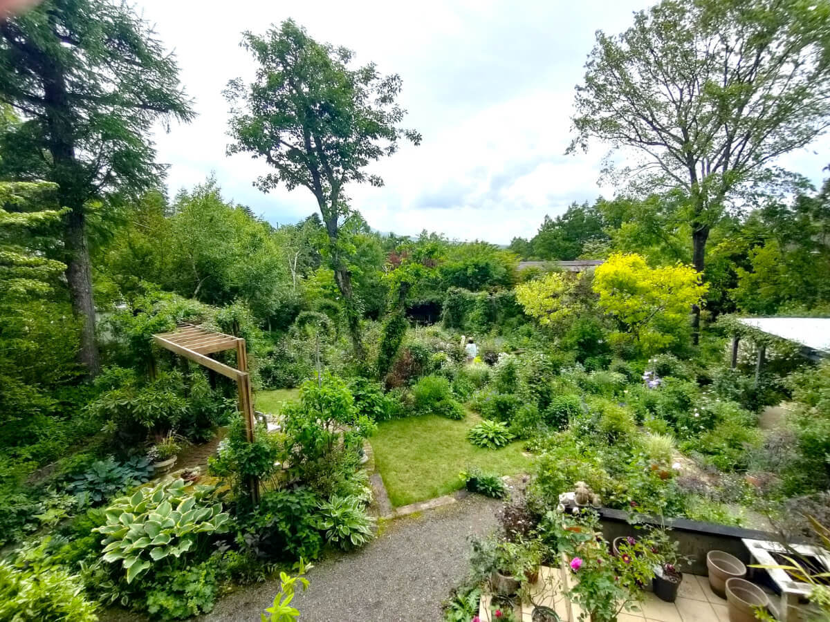 MF GARDEN（塚原邸）440坪の広大な庭園